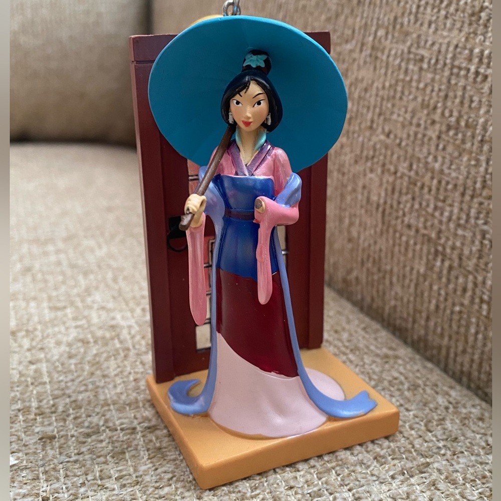 Disney Store Mulan 20th Anniversary 2018 Sketchbook Ornament